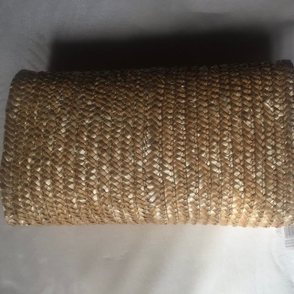 NEW Straw Clutch - Picture 3 of 4
